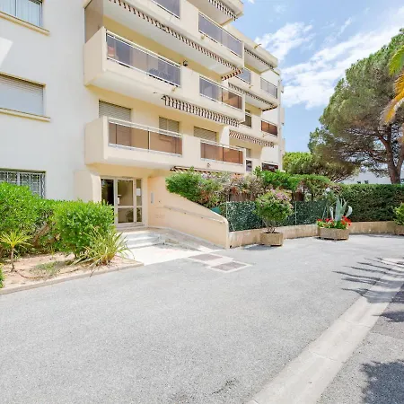 Apartment Les Jardins De Phebus By Interhome *